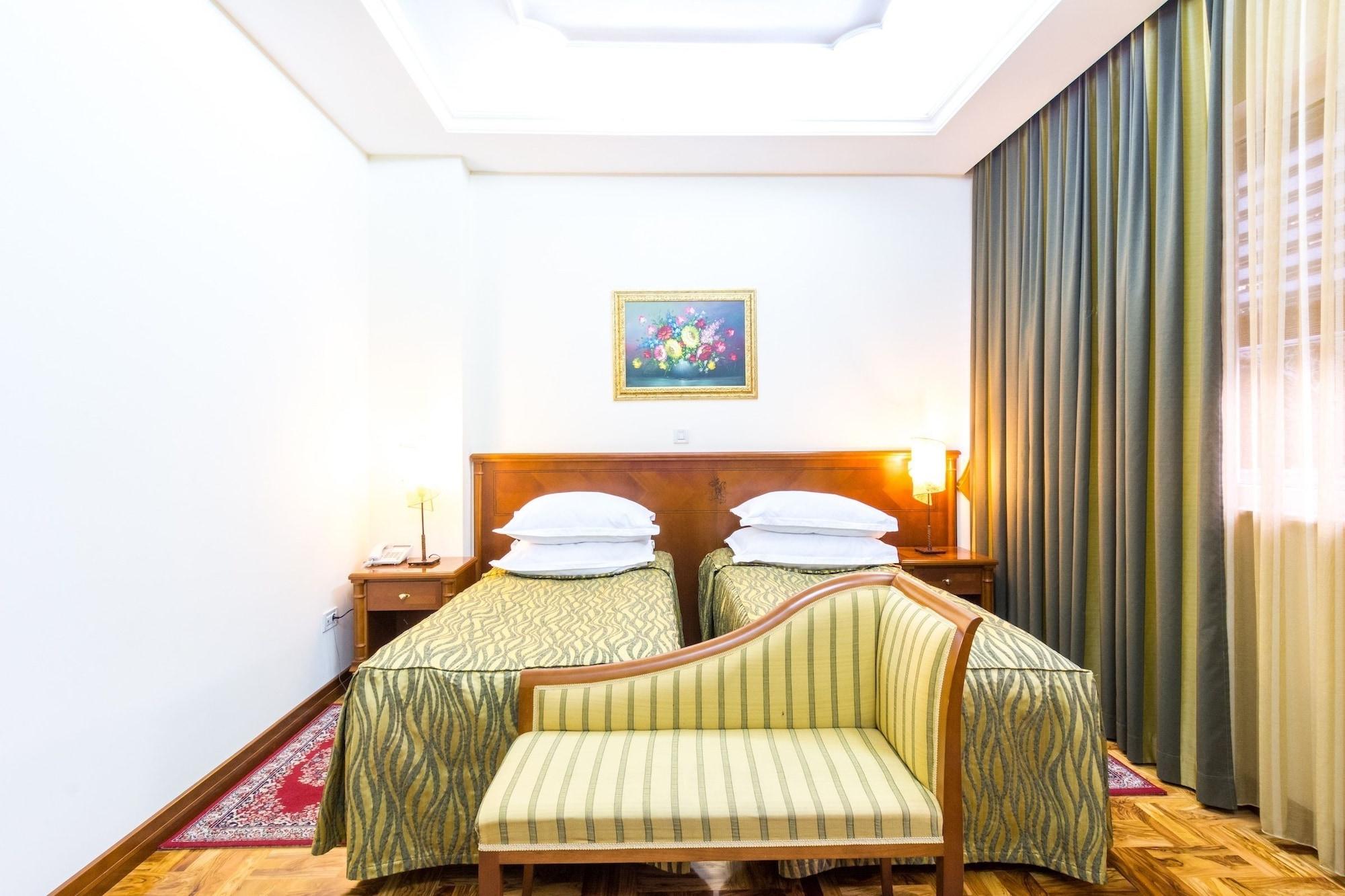 Palazzo President Hotel
