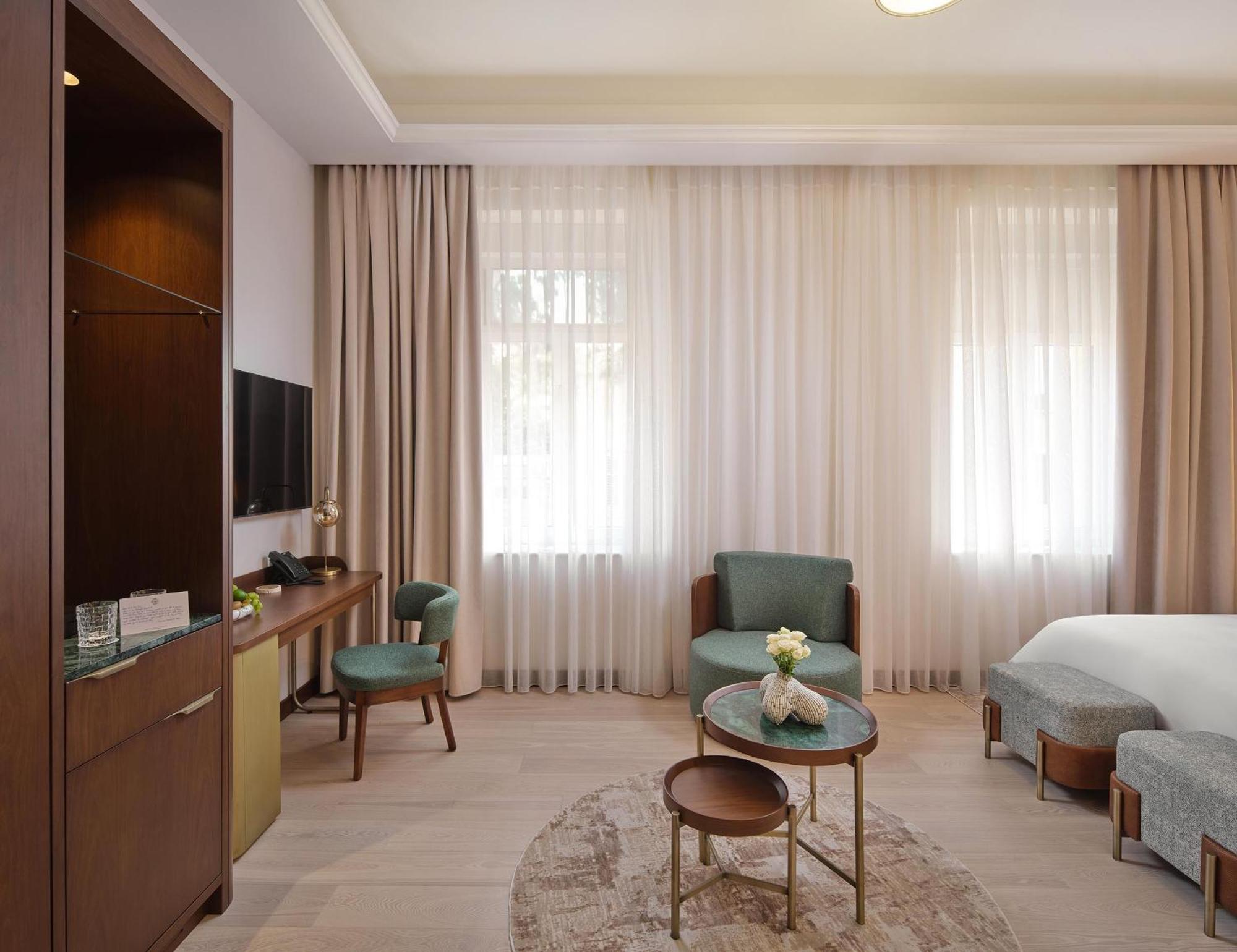 Hotel President